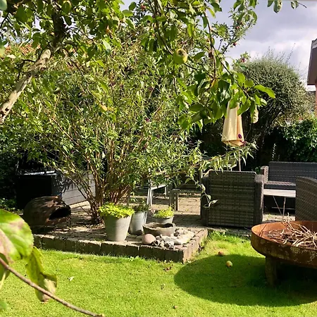 Charming Sunroom With Panorama View * Randers