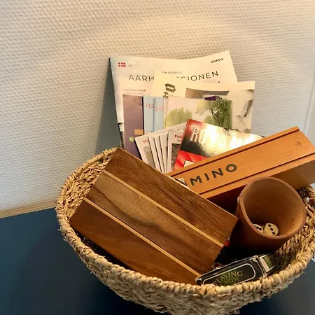 Charming Sunroom With Panorama View * Randers