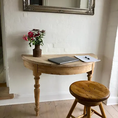 Charming Sunroom With Panorama View Apartment *