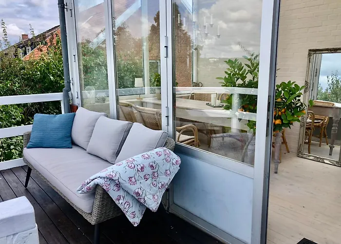 Charming Sunroom With Panorama View Randers