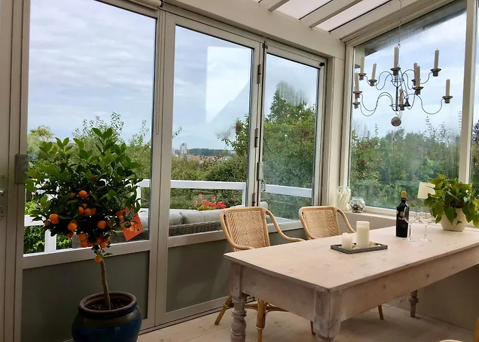 Daire Charming Sunroom With Panorama View