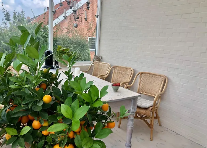 Daire Charming Sunroom With Panorama View Randers